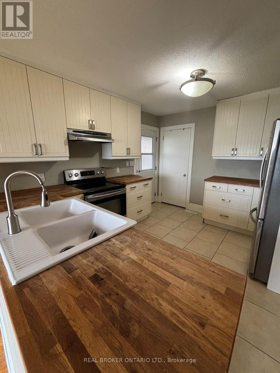 208 Kempview Lane, Barrie (South Shore), Ontario  L4N 3W9 - Photo 5 - S13853740