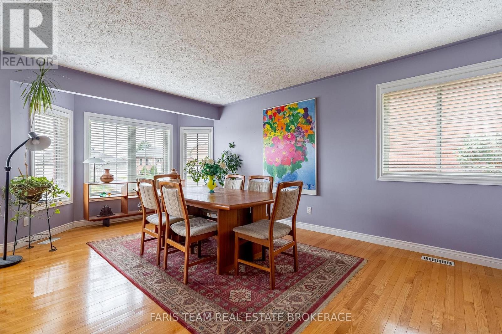 4 Charles Street, Penetanguishene, Ontario  L9M 2G6 - Photo 9 - S13853812