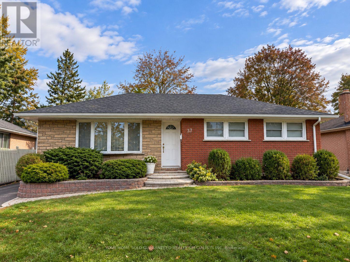 MAIN FLOOR - 37 DOWNSVIEW DRIVE, Barrie, Ontario