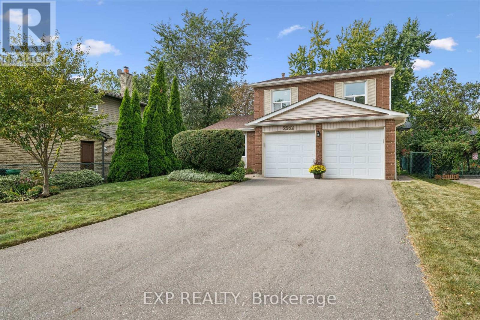 2932 Inlake Court, Mississauga, Ontario  L5N 2A5 - Photo 2 - W13853530
