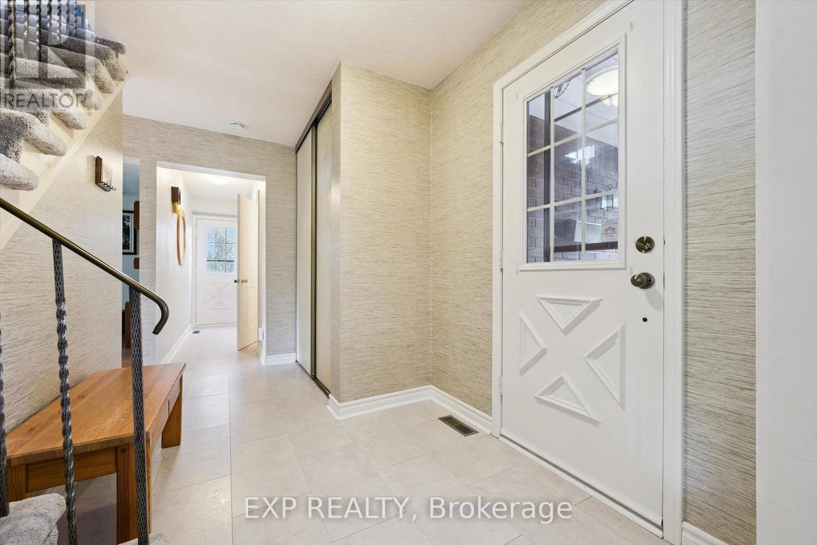 2932 Inlake Court, Mississauga, Ontario  L5N 2A5 - Photo 6 - W13853530