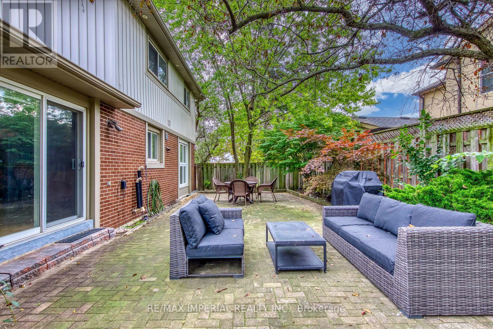 6100 Wabukayne Court, Mississauga, Ontario  L5N 2B2 - Photo 34 - W13853552