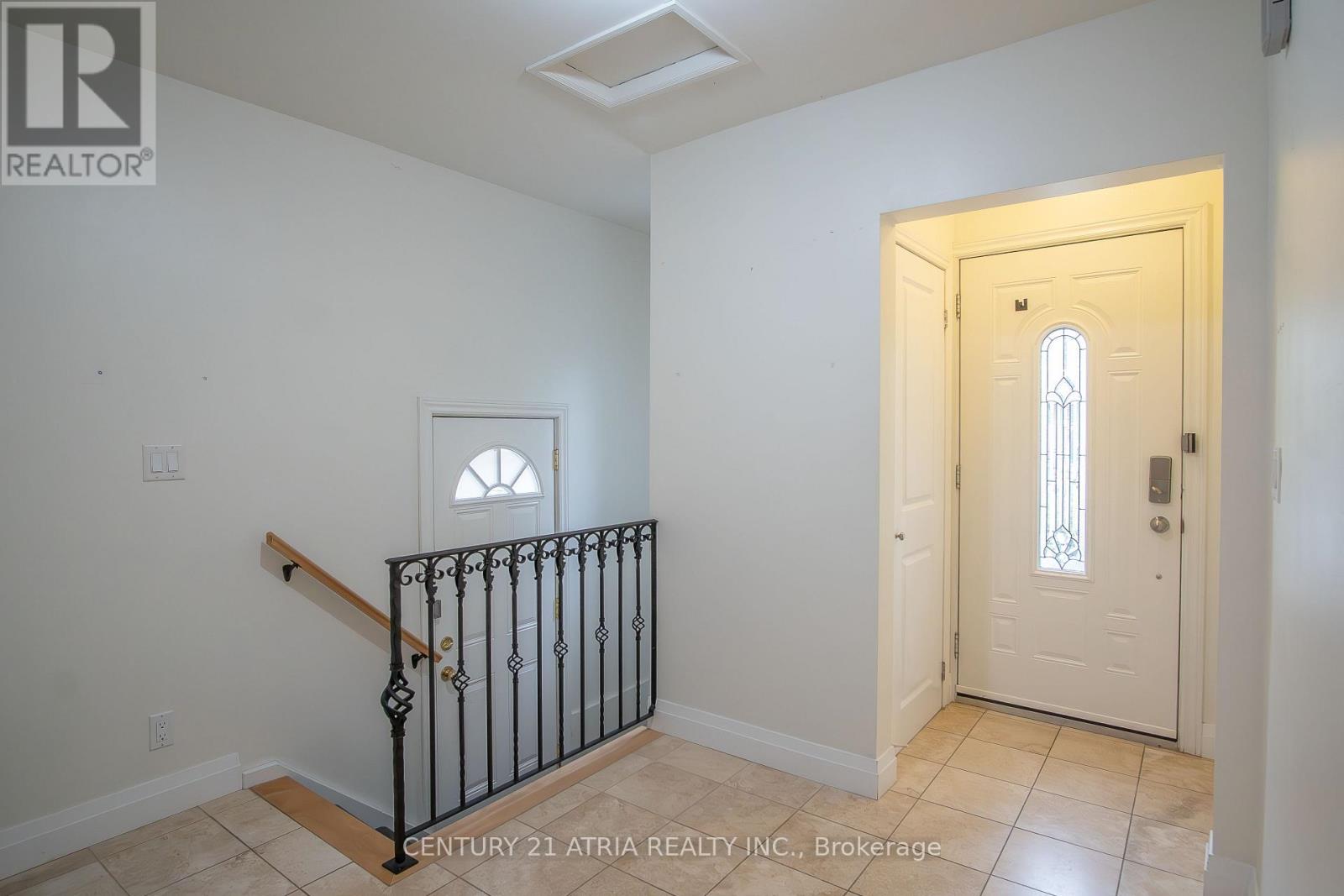 119 Milton Street, Toronto, Ontario  M8Y 2Y4 - Photo 14 - W13853636