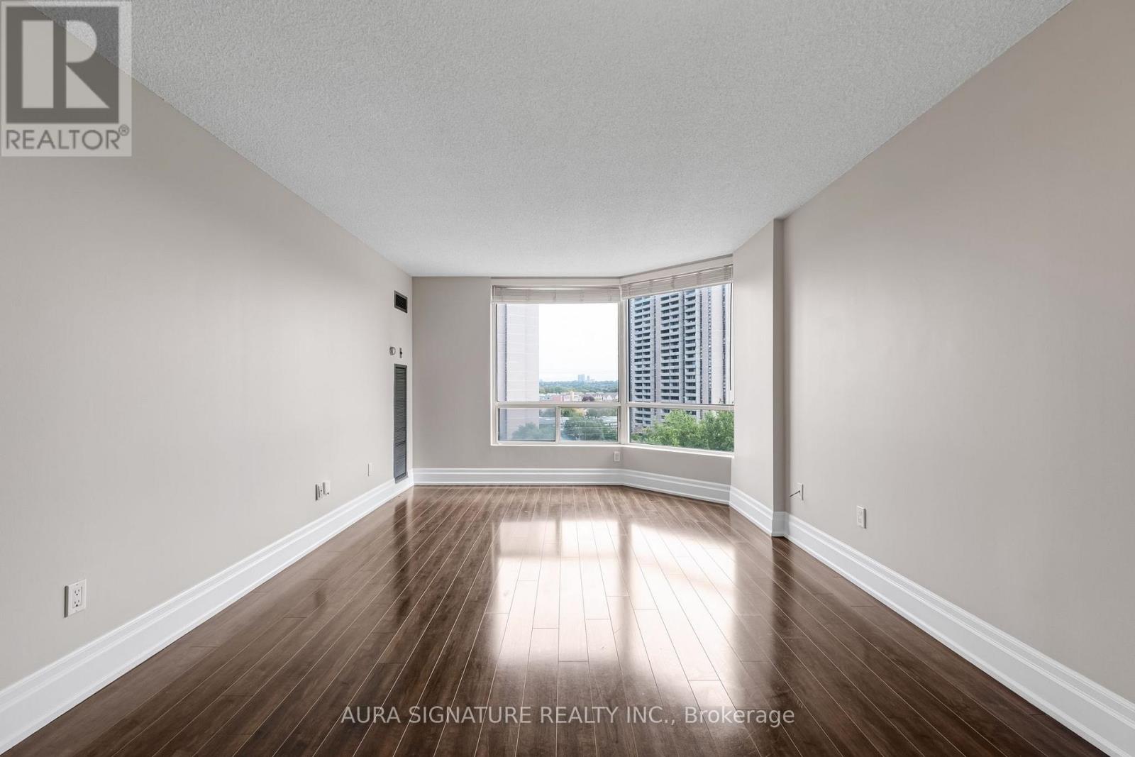 1010 - 3 Hickory Tree Road, Toronto, Ontario  M9N 3W5 - Photo 16 - W13853724