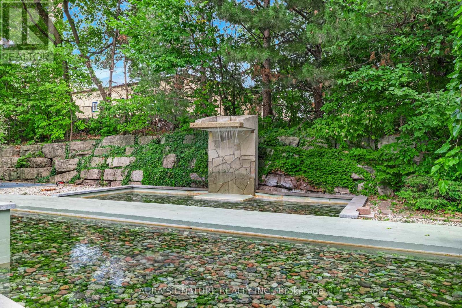 1010 - 3 Hickory Tree Road, Toronto, Ontario  M9N 3W5 - Photo 4 - W13853724