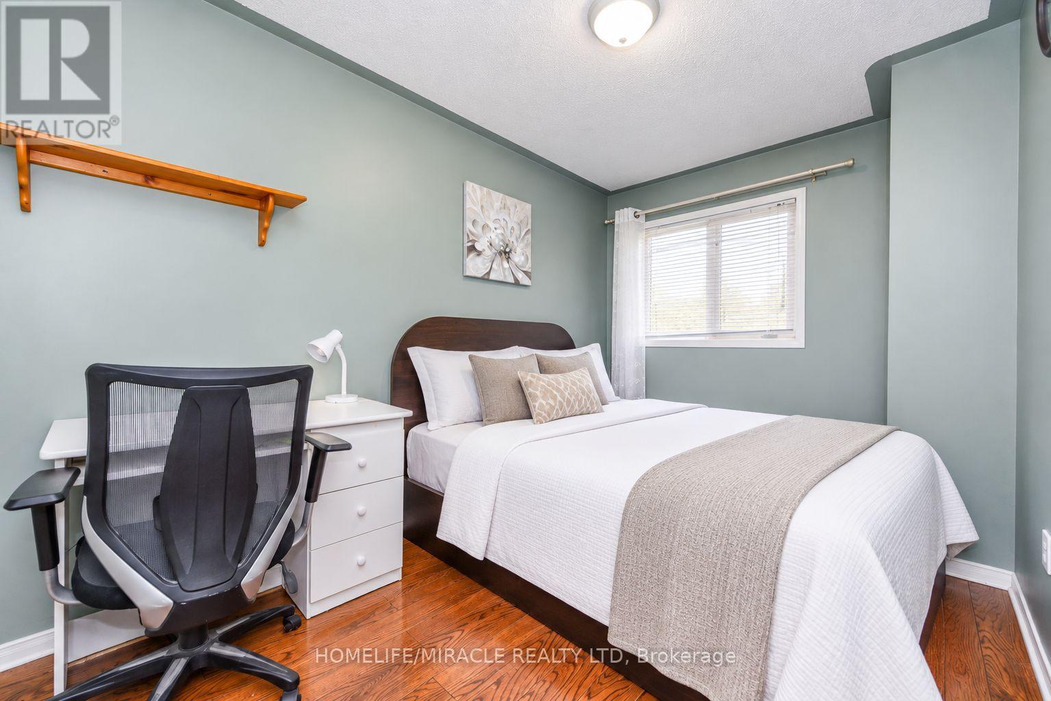 49 Seaside Circle, Brampton, Ontario  L6R 2G7 - Photo 22 - W13853744