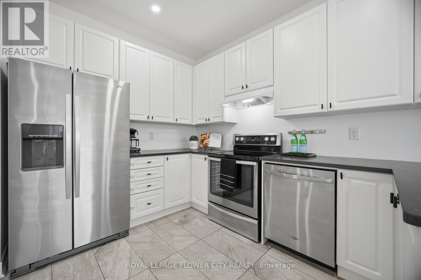 381 Cedric Terrace, Milton (Ha Harrison), Ontario  L9T 8P7 - Photo 14 - W13853836
