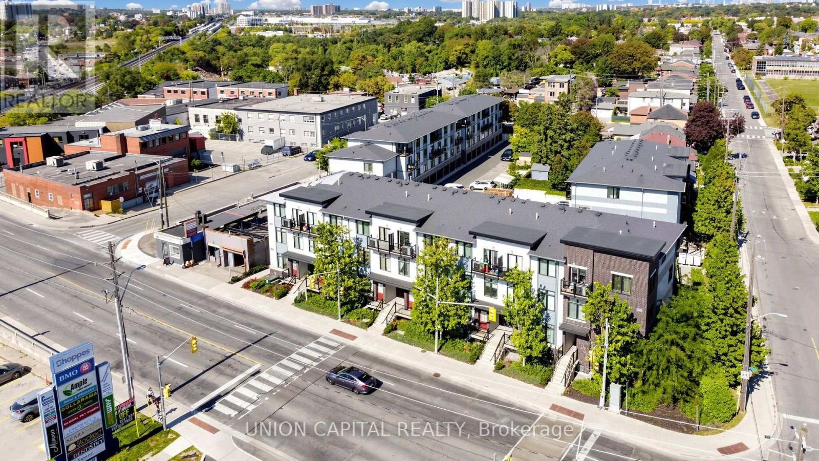 9 - 6 Bicknell Avenue, Toronto, Ontario  M6M 0B4 - Photo 13 - W13853886