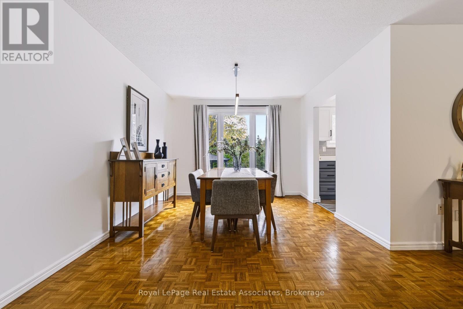 829 Willow Avenue, Milton, Ontario  L9T 3E5 - Photo 13 - W13853912