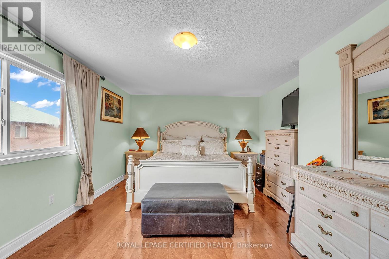17 Chestermere Crescent, Brampton, Ontario  L7A 2E8 - Photo 16 - W13853920