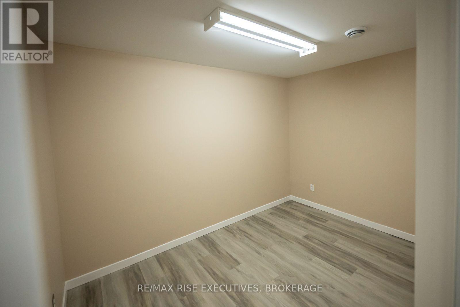 8 - 637 Norris Court, Kingston, Ontario  K7P 2R9 - Photo 5 - X13851664