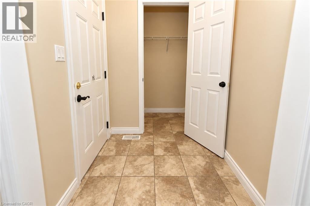 4 Drone Crescent, Guelph, Ontario  N1K 0C1 - Photo 8 - 40866738