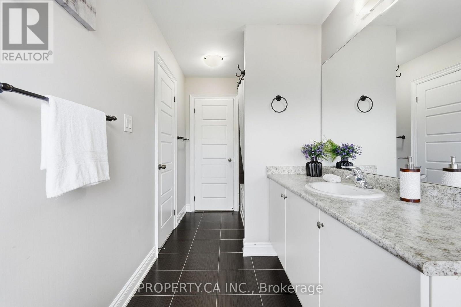 7829 Juneberry Drive, Niagara Falls (Brown), Ontario  L2H 0N1 - Photo 22 - X13853622