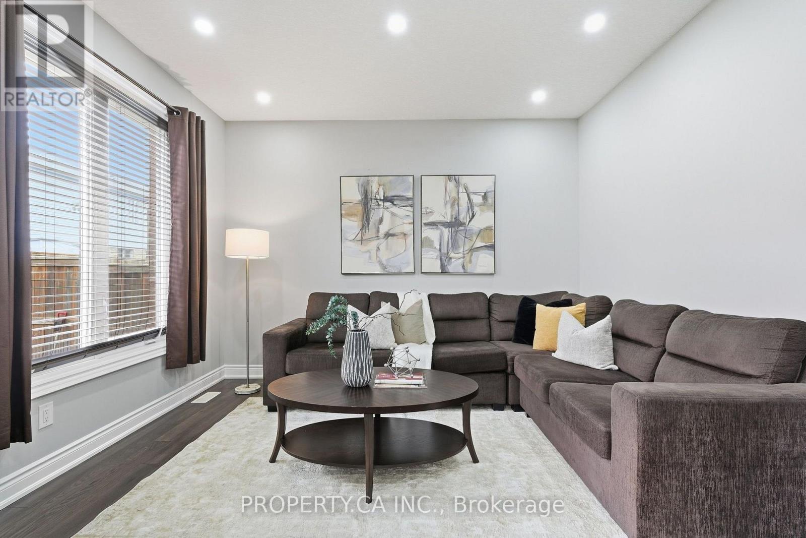 7829 Juneberry Drive, Niagara Falls (Brown), Ontario  L2H 0N1 - Photo 6 - X13853622
