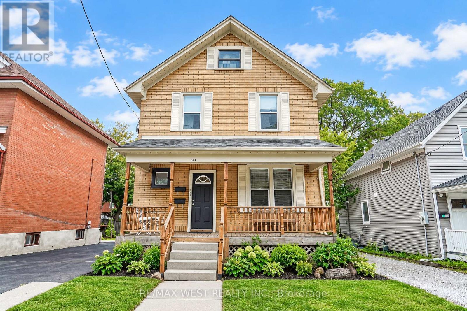133 CLARKE STREET, Oshawa, Ontario