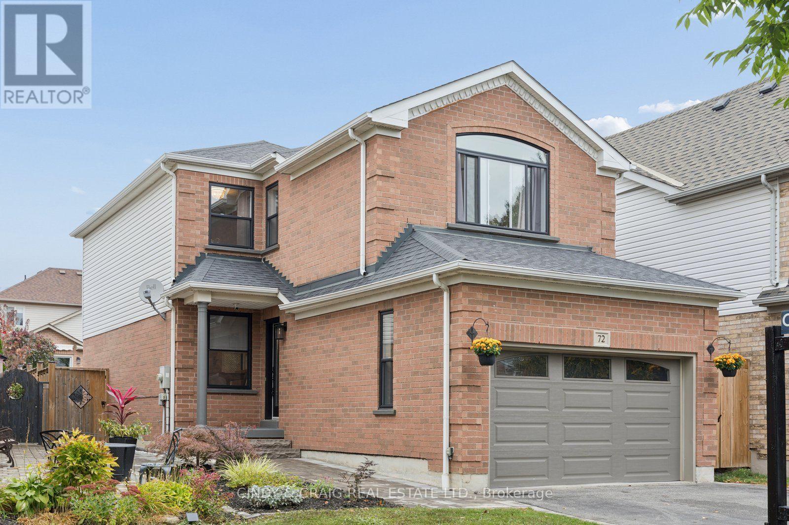72 Lafayette Boulevard, Whitby, Ontario  L1P 1S9 - Photo 2 - E13853432