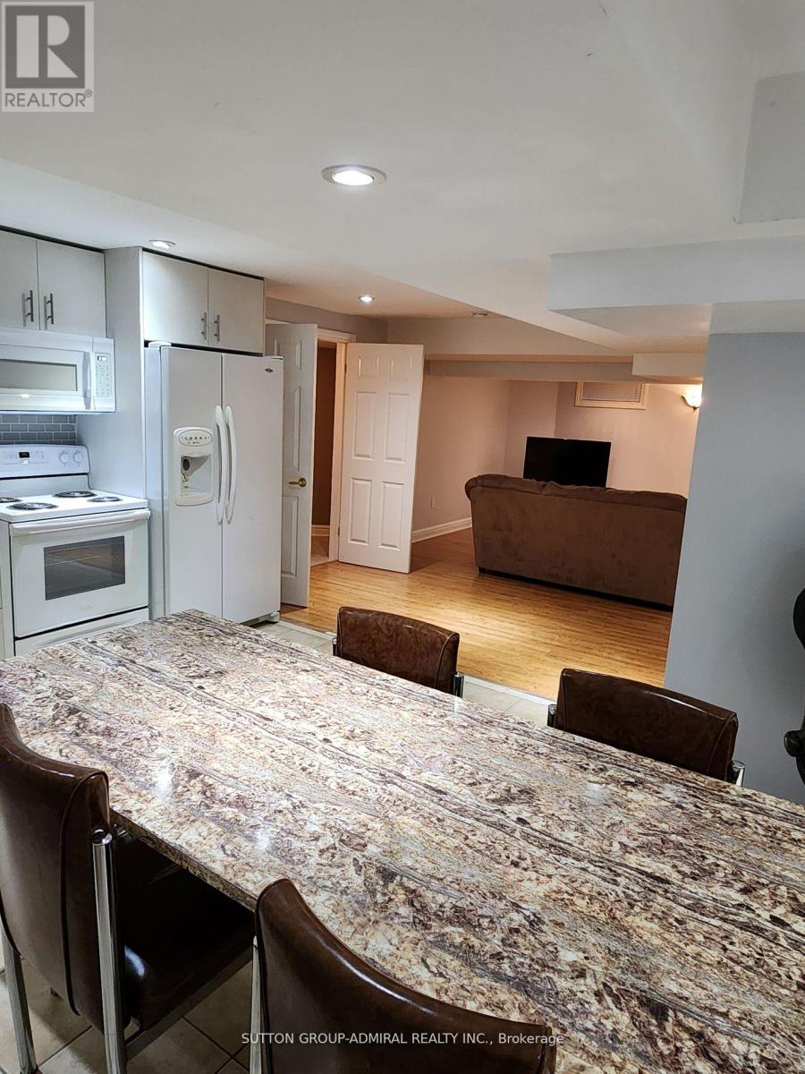 Bsmt - 37 Shawn Place, Vaughan, Ontario  L4K 3L4 - Photo 6 - N13850966