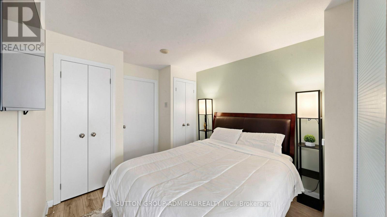 922 - 111 Elizabeth Street, Toronto, Ontario  M5G 1P7 - Photo 15 - C13851942