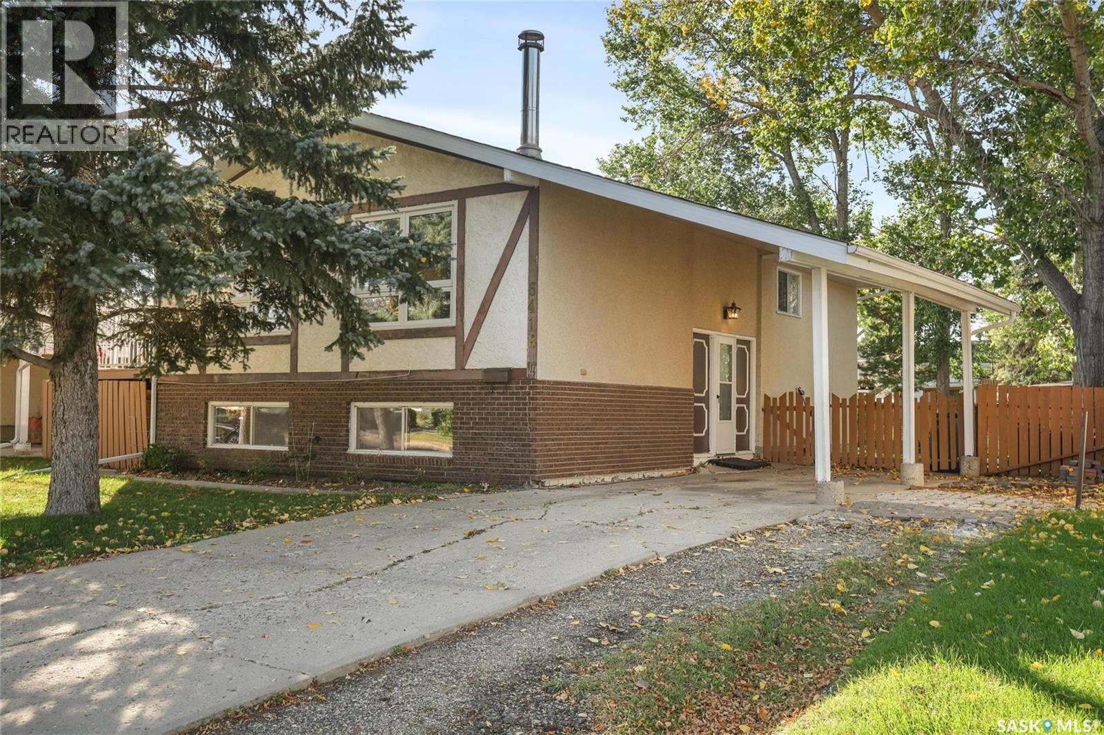 6418 7th AVENUE N, regina, Saskatchewan