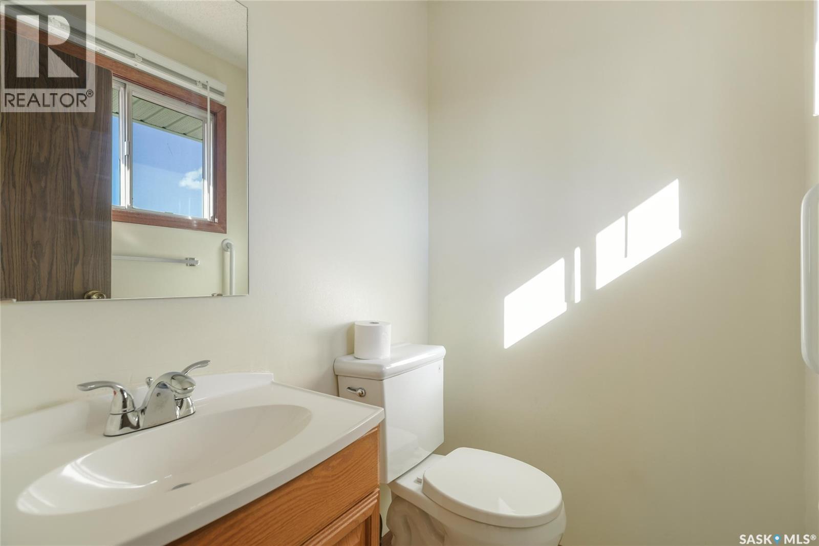 6418 7th Avenue N, Regina, Saskatchewan  S4T 7H1 - Photo 13 - SK050048