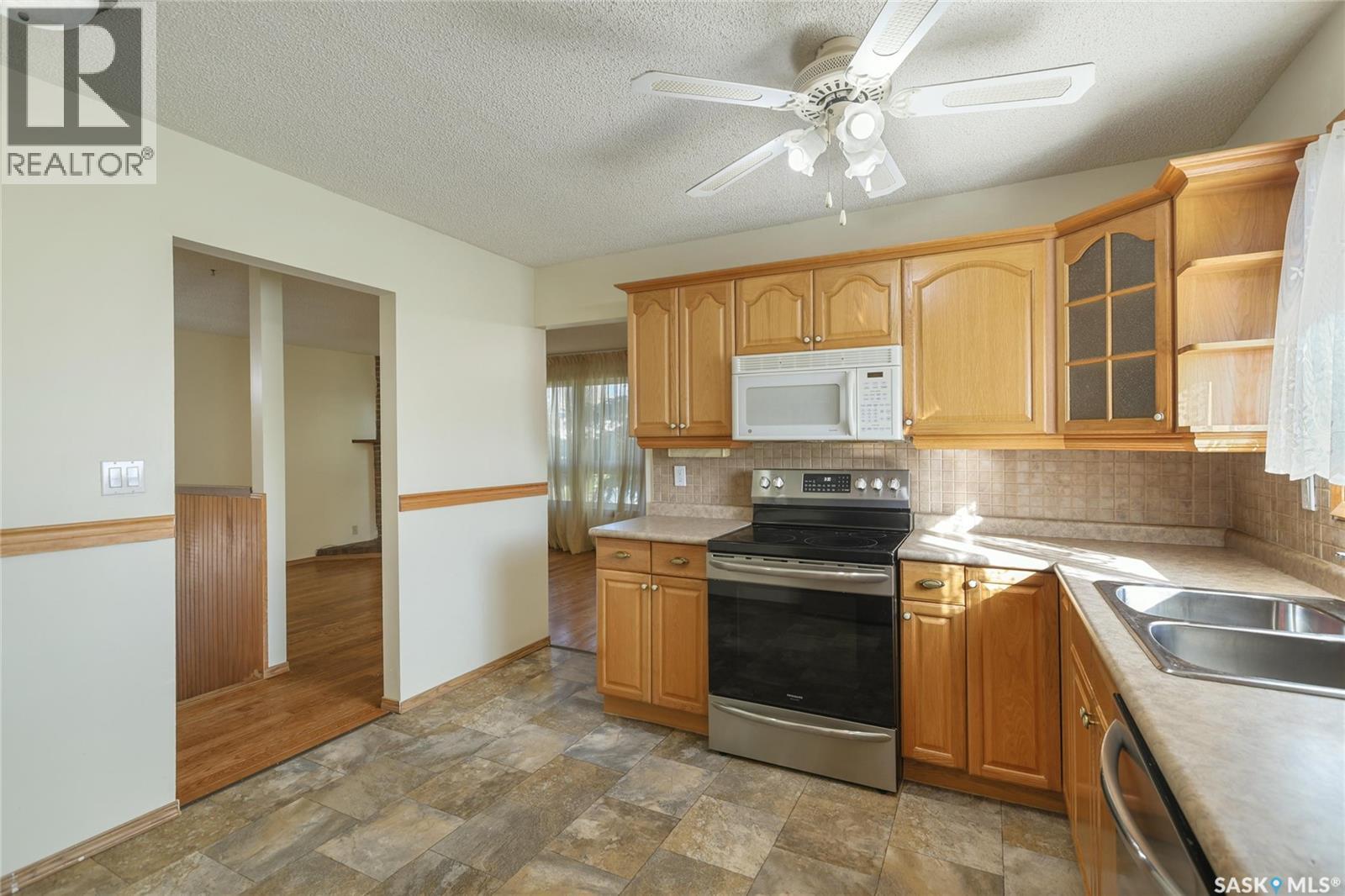 6418 7th Avenue N, Regina, Saskatchewan  S4T 7H1 - Photo 9 - SK050048