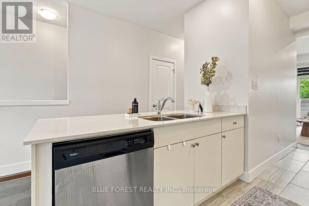 2112 Meadowgate Boulevard, London South, Ontario  N6M 0H5 - Photo 15 - X13854008