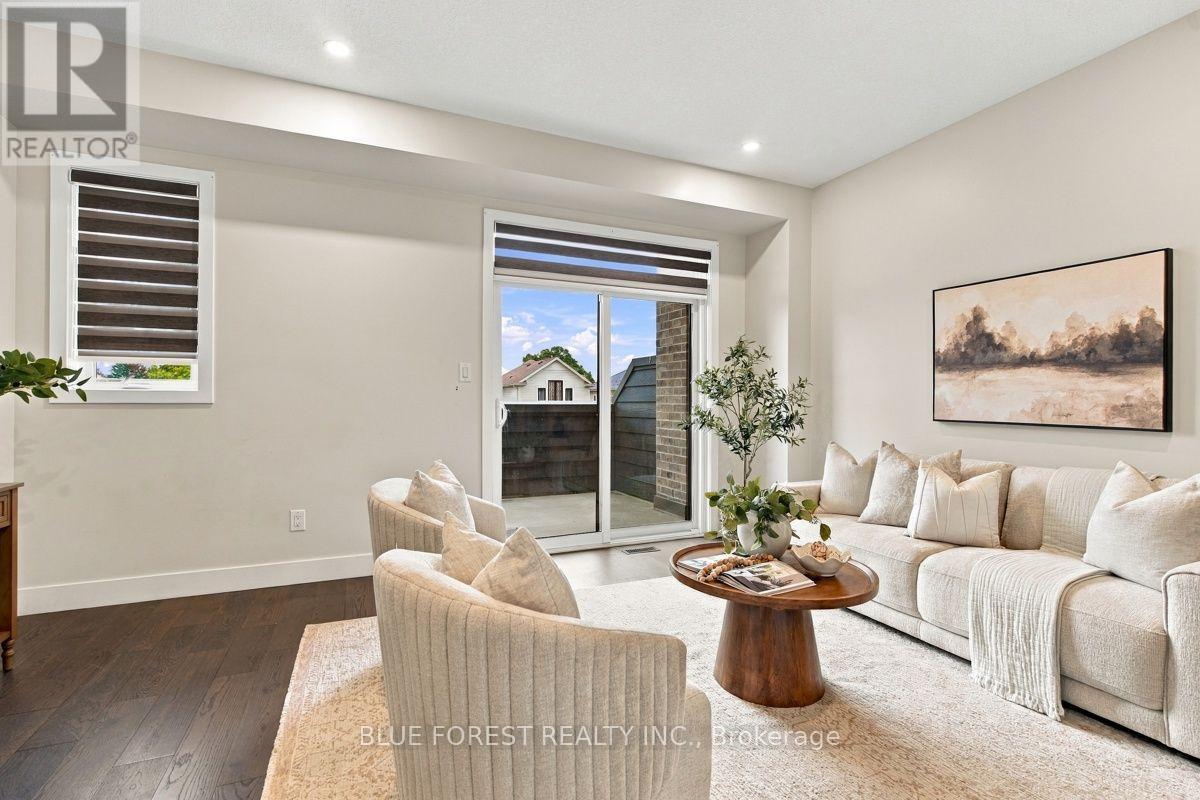 2112 Meadowgate Boulevard, London South, Ontario  N6M 0H5 - Photo 21 - X13854008