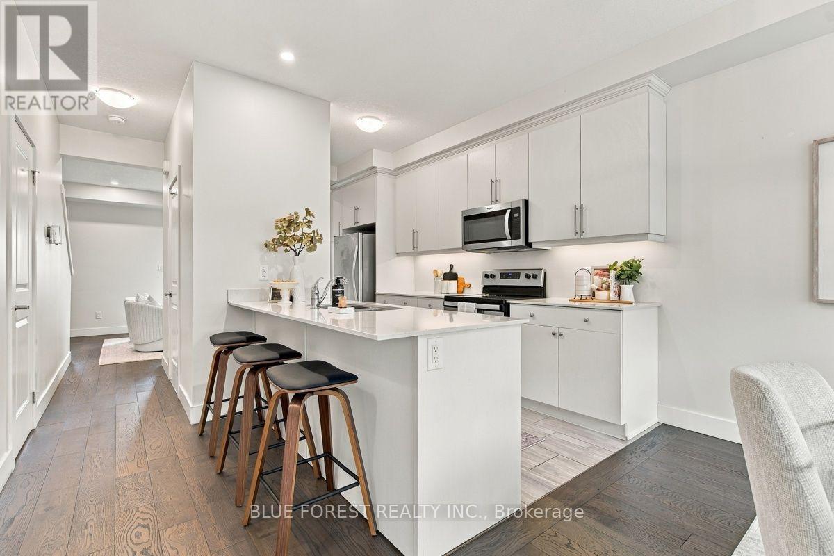 2112 Meadowgate Boulevard, London South, Ontario  N6M 0H5 - Photo 17 - X13854072