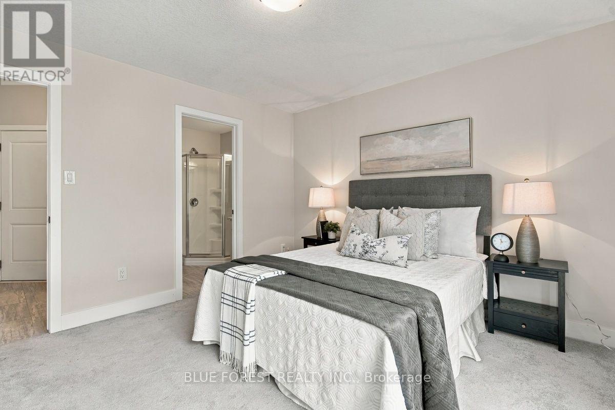 2112 Meadowgate Boulevard, London South, Ontario  N6M 0H5 - Photo 6 - X13854072