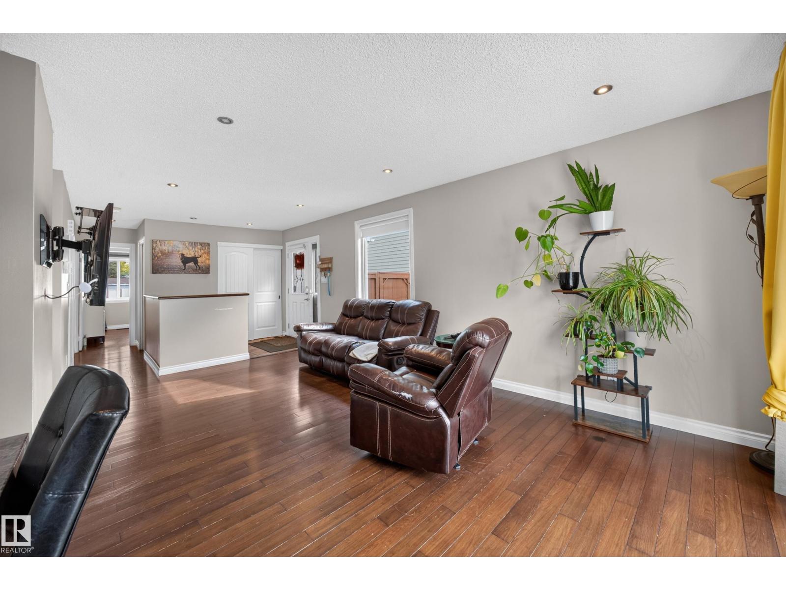 51 CHUNGO DR