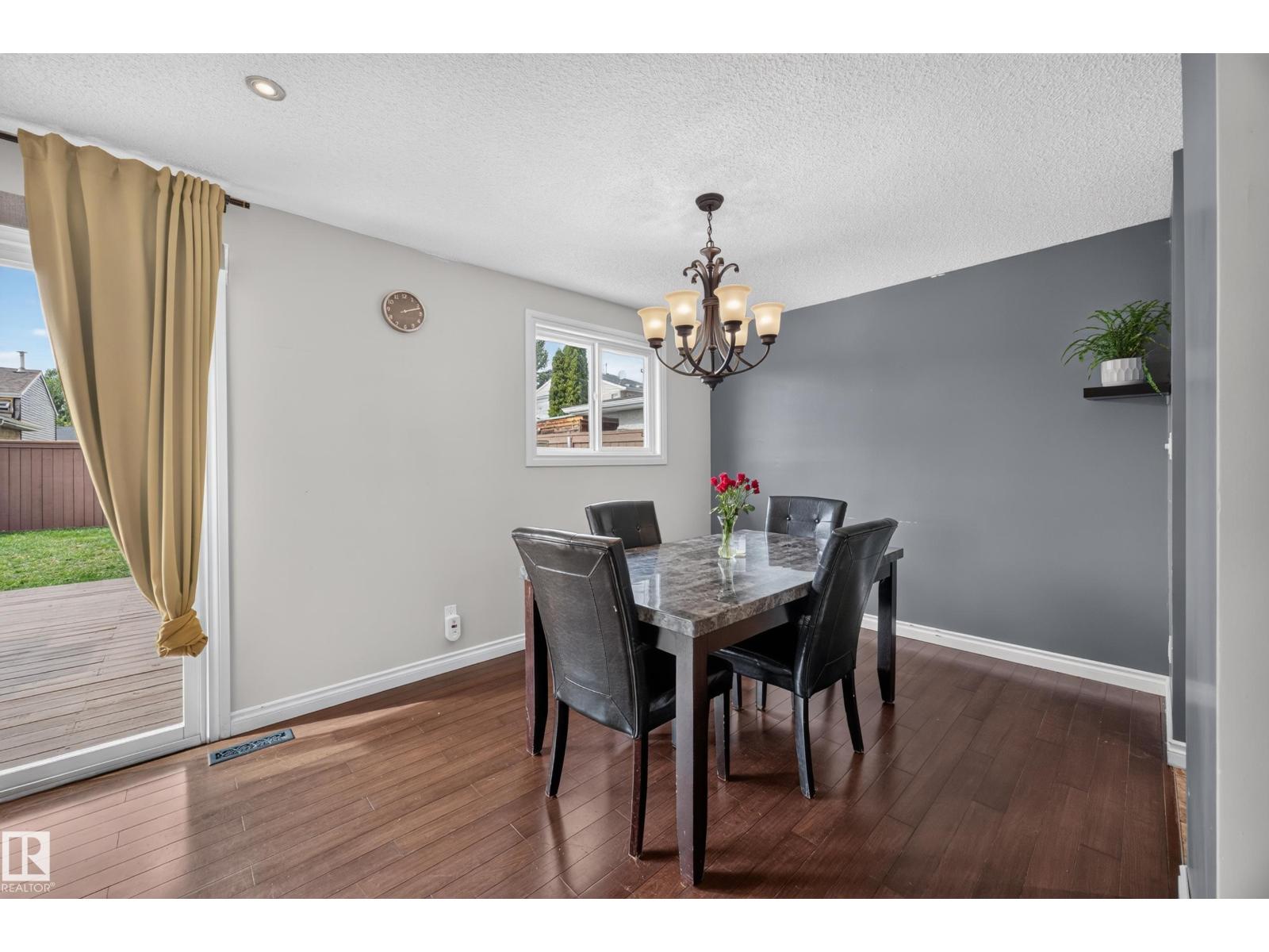 51 CHUNGO DR