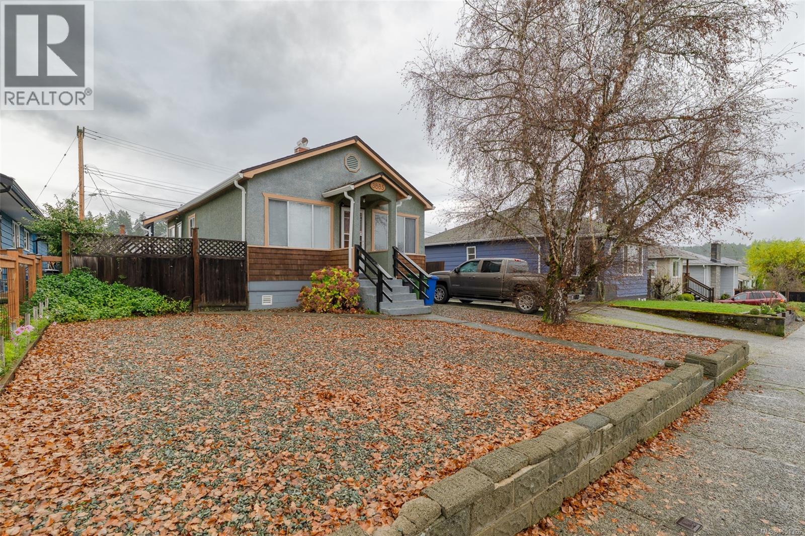 3885 14th Ave