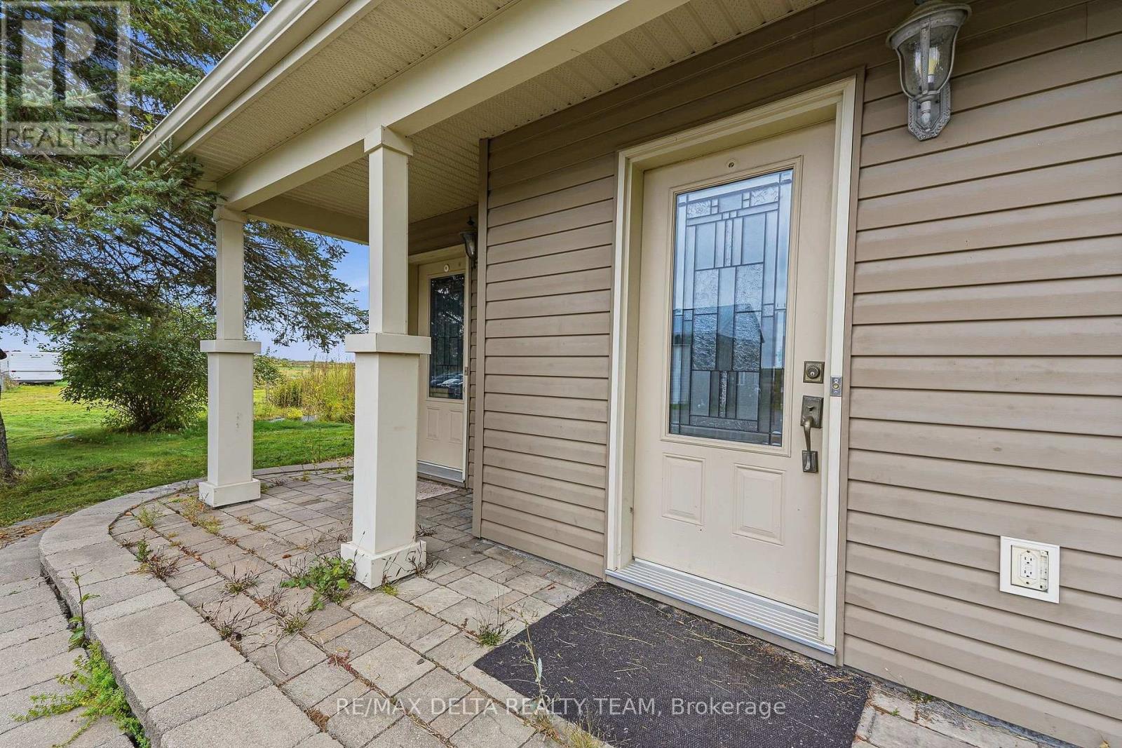 4806 Frank Kenny Road, Ottawa, Ontario  K0A 3H0 - Photo 4 - X13854032