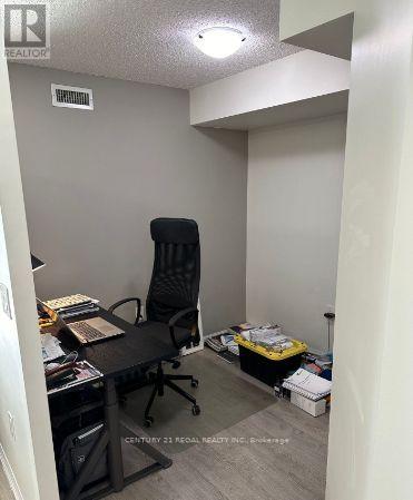 2009 - 125 Western Battery Road, Toronto, Ontario  M6K 3R8 - Photo 8 - C13853960