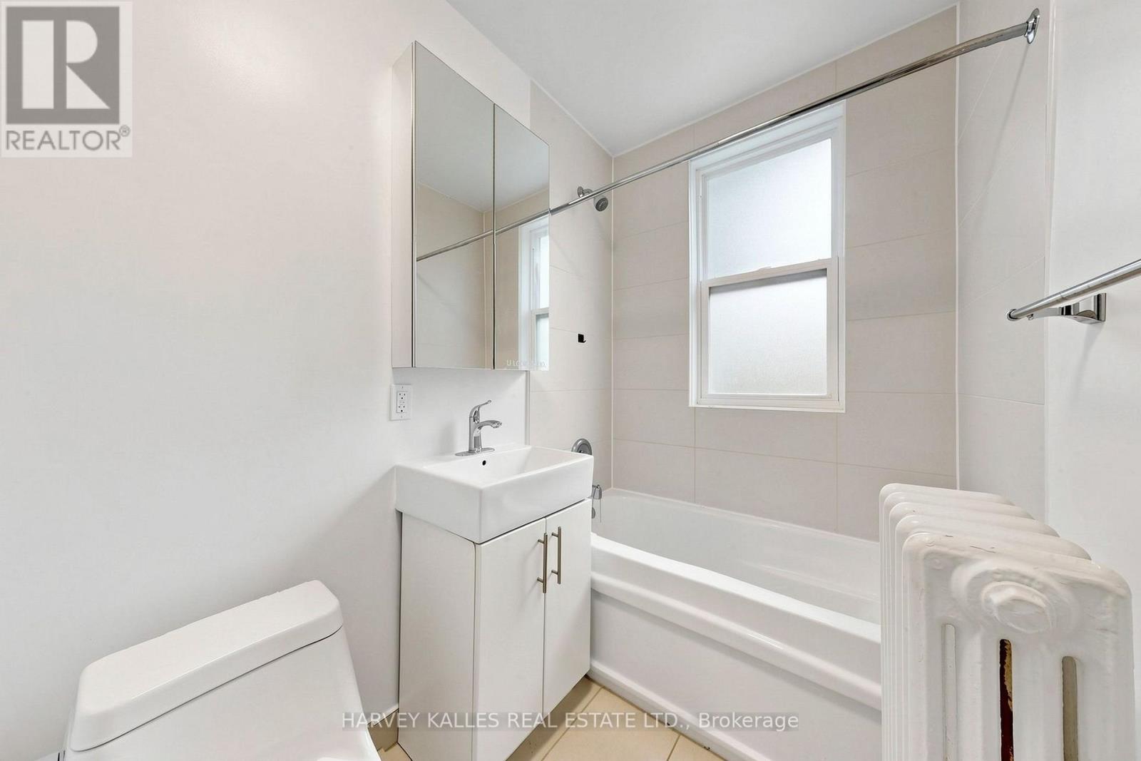 North 2nd - 163 Highbourne Road, Toronto, Ontario  M5P 2J8 - Photo 27 - C13853988