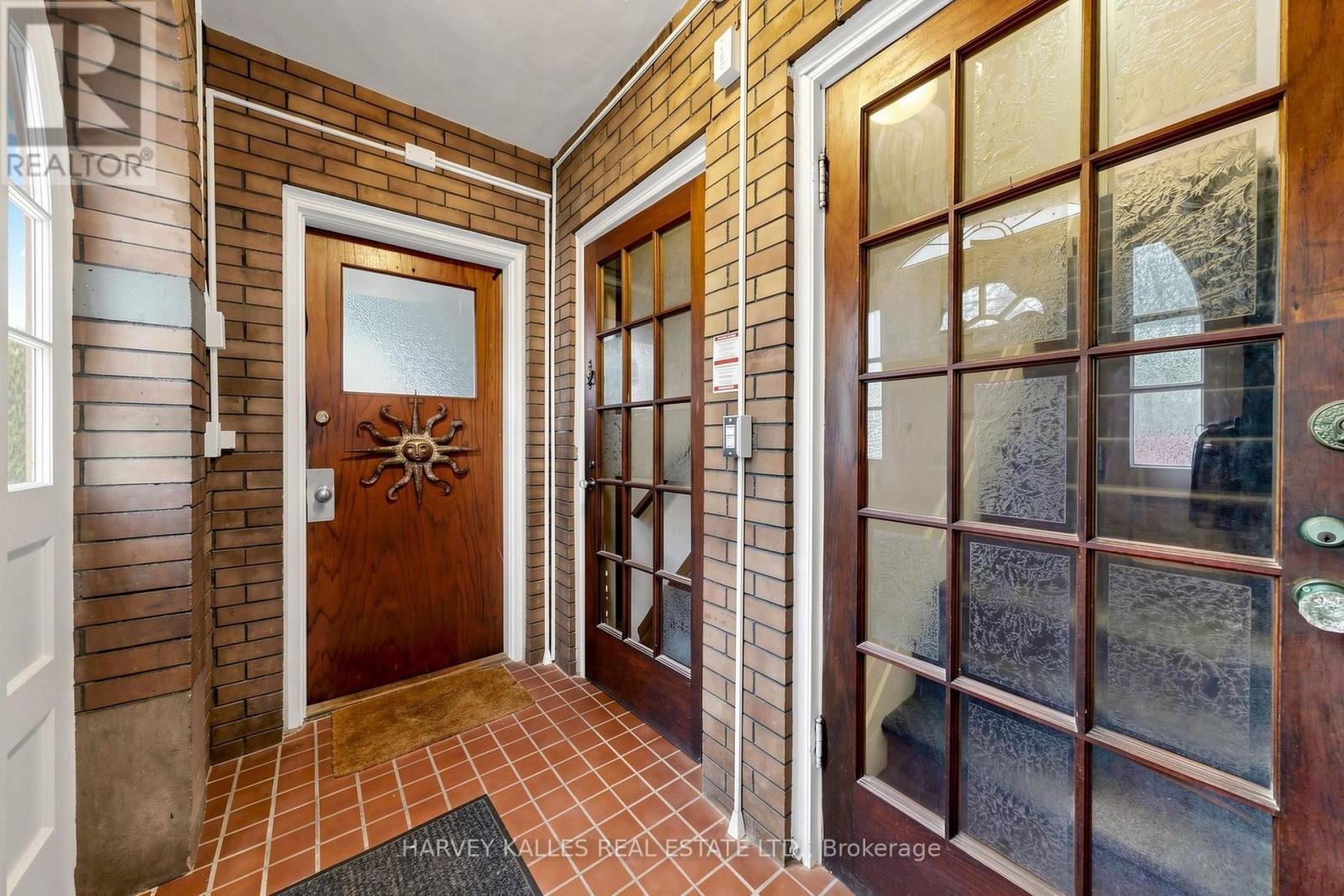 North 2nd - 163 Highbourne Road, Toronto, Ontario  M5P 2J8 - Photo 28 - C13853988