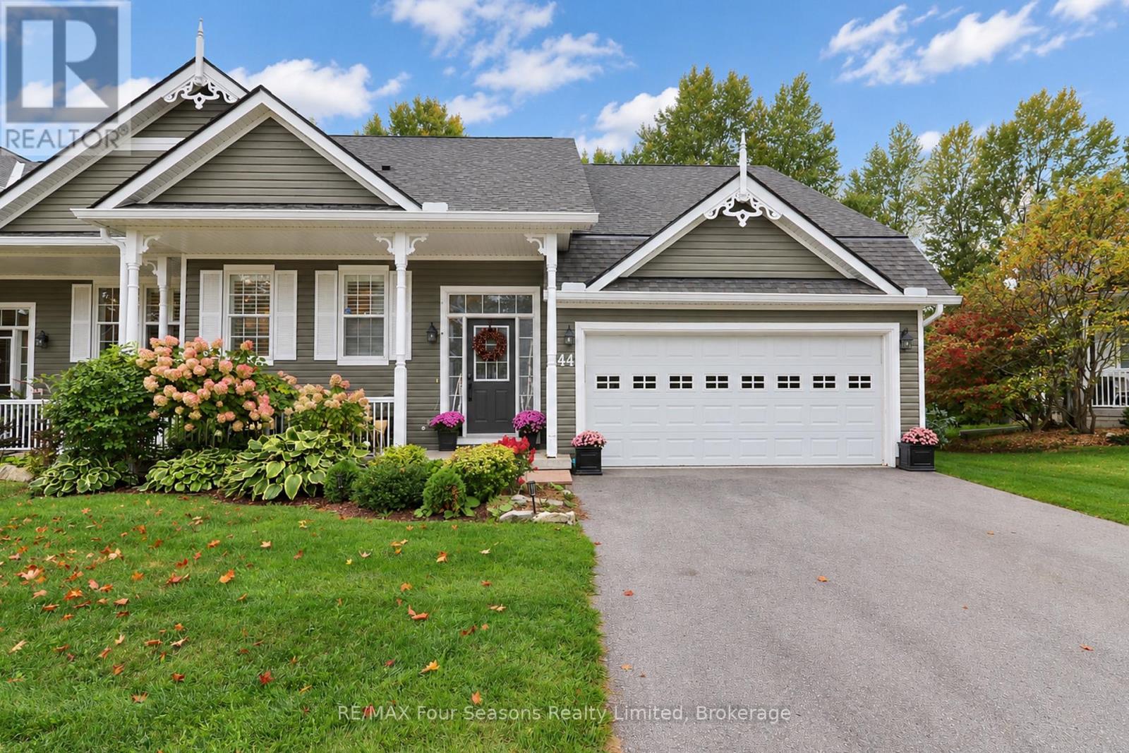 44 GREEN BRIAR DRIVE, Collingwood, Ontario