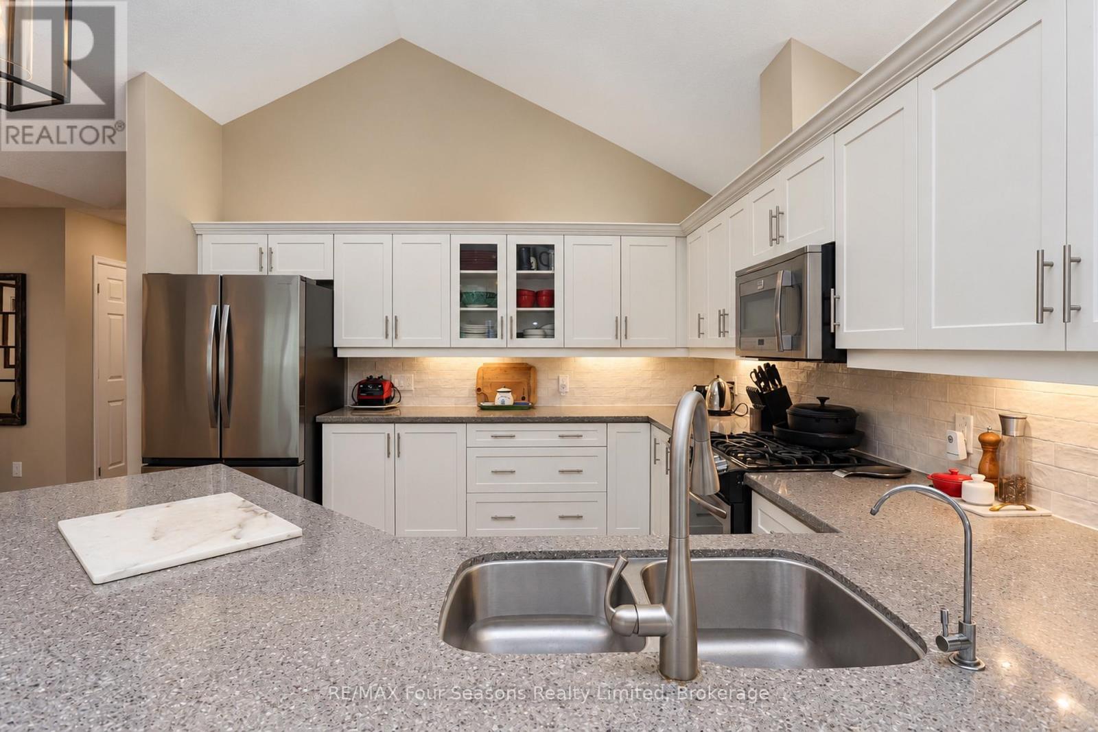 44 Green Briar Drive, Collingwood, Ontario  L9Y 5H9 - Photo 26 - S13854010