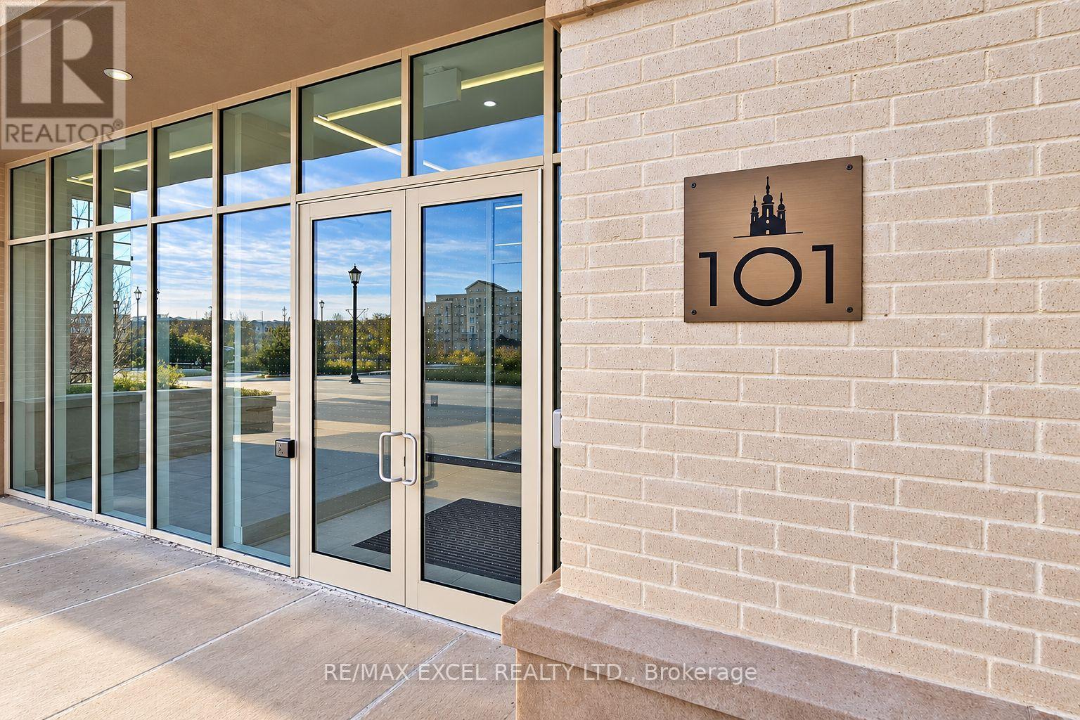 319 - 101 Cathedral High Street, Markham (Cathedraltown), Ontario  L6C 3L8 - Photo 2 - N13846524