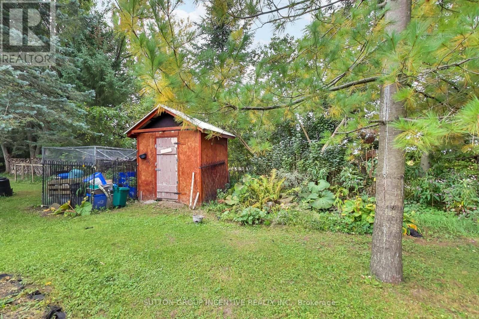 1724 Penetanguishe Road, Springwater, Ontario  L9X 1Z4 - Photo 33 - S13853926