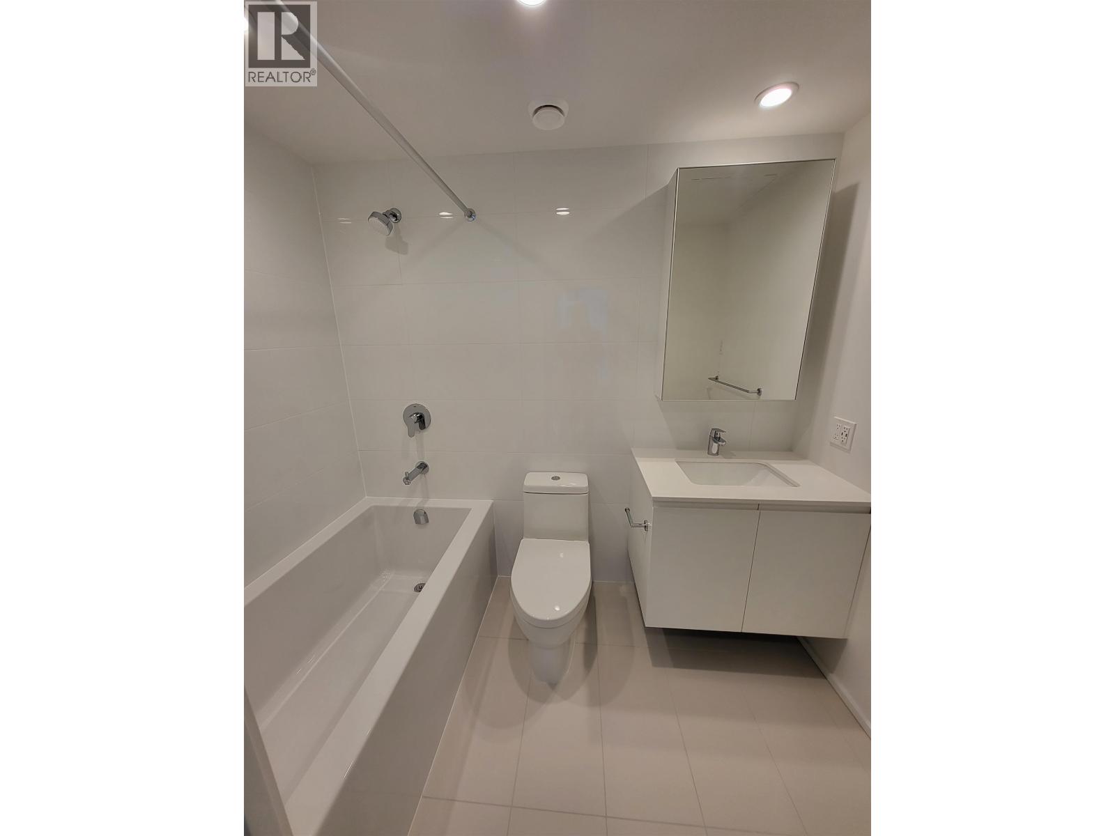 1606 3809 EVERGREEN PLACE