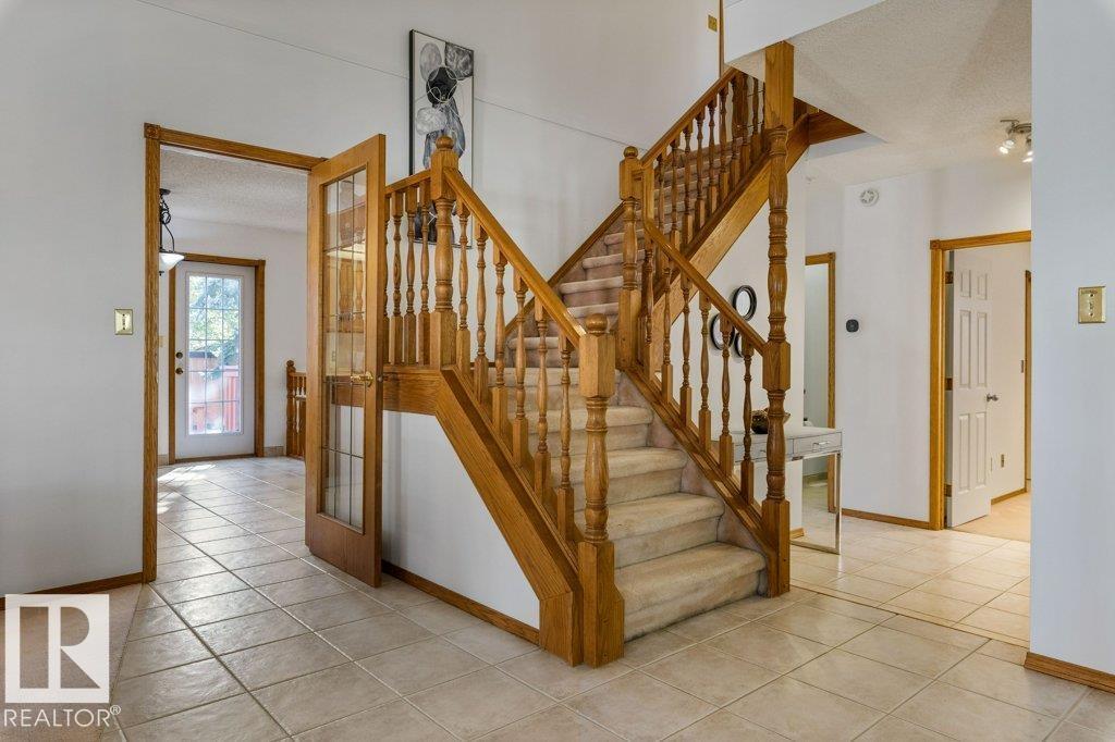 507 BURTON CL NW