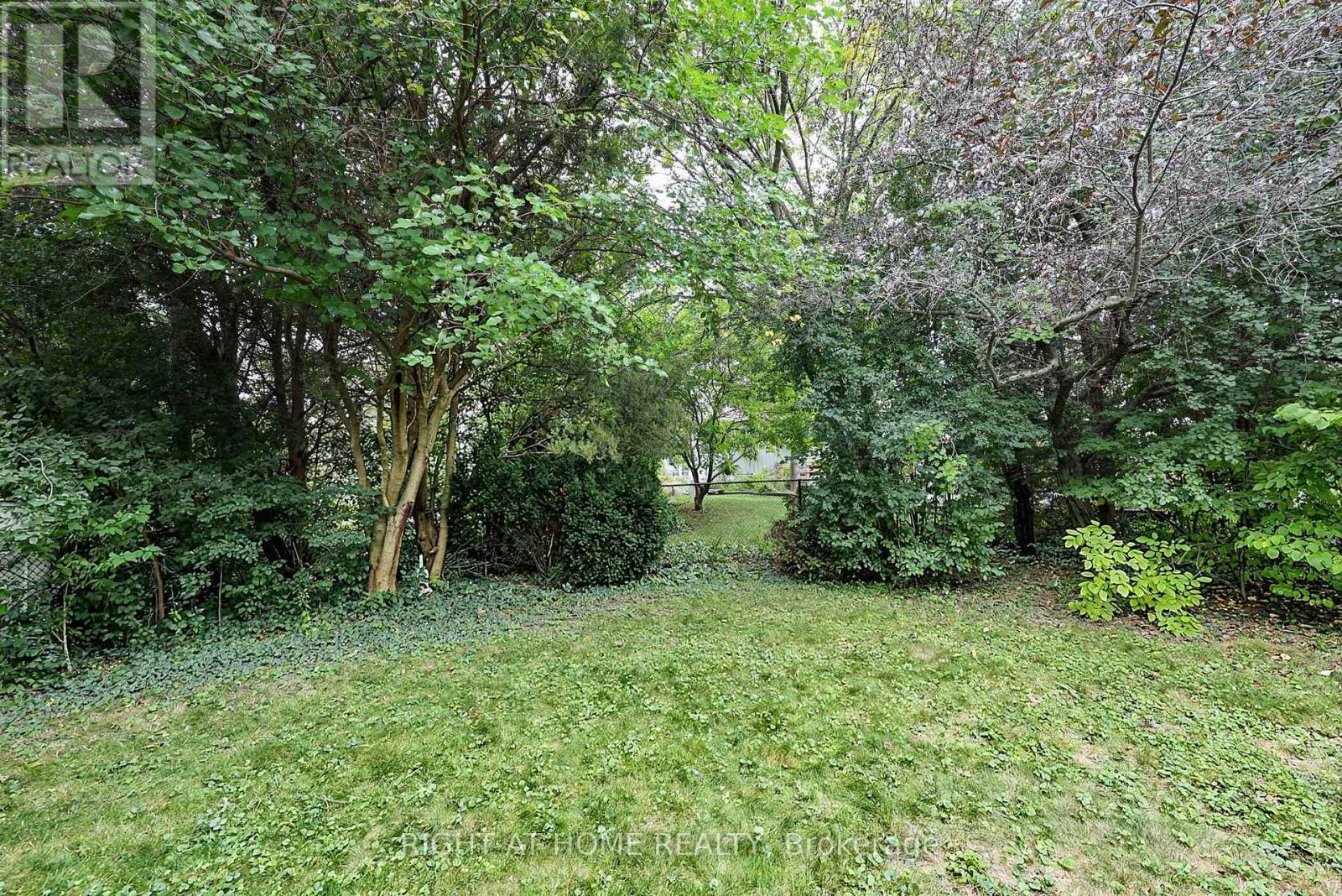 50 Mayvern Crescent, Richmond Hill, Ontario  L4C 5J4 - Photo 33 - N13845896
