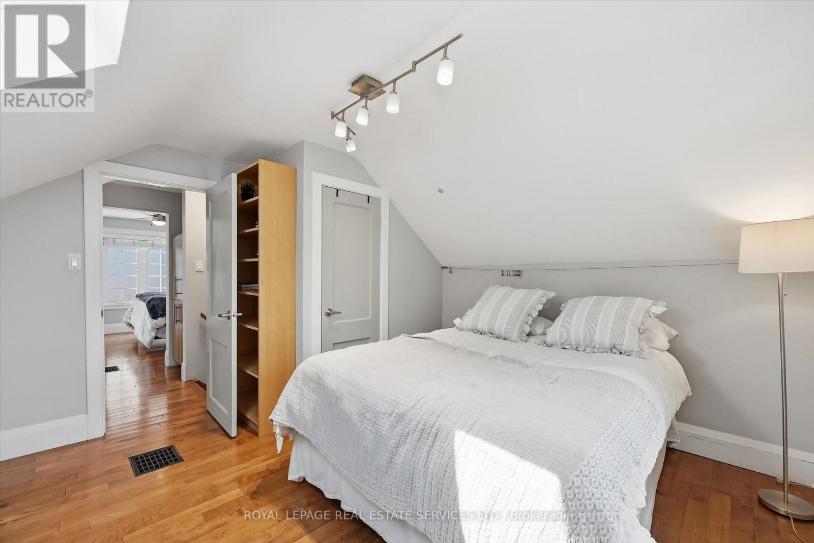 32 Anderson Street, Oakville, Ontario  L6K 1A5 - Photo 29 - W13853970