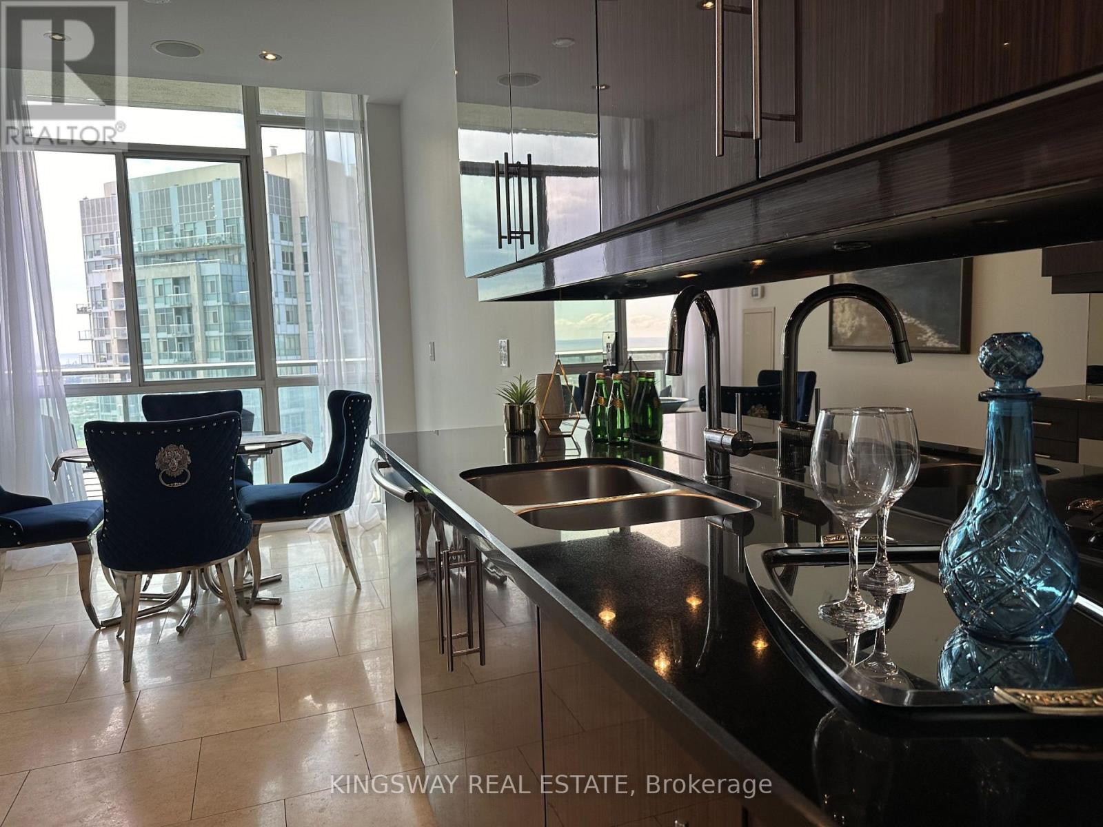 3404 - 220 Burnhamthorpe Road W, Mississauga, Ontario  L5B 4N4 - Photo 13 - W13853992
