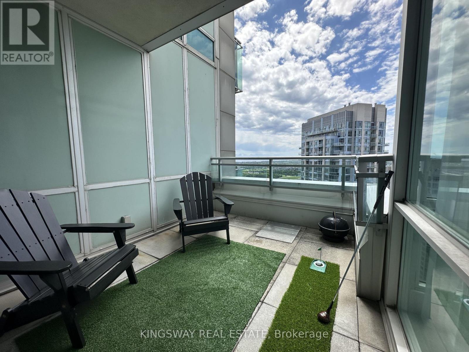 3404 - 220 Burnhamthorpe Road W, Mississauga, Ontario  L5B 4N4 - Photo 7 - W13853992