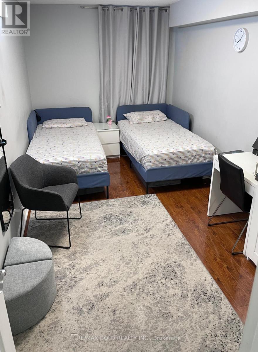 1611 - 390 Dixon Road, Toronto, Ontario  M9R 1T4 - Photo 14 - W13853998