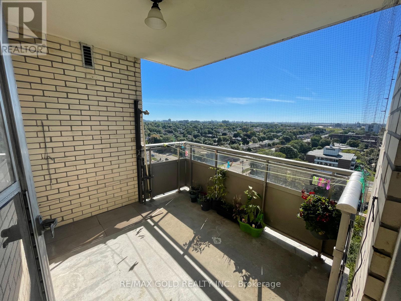 1611 - 390 Dixon Road, Toronto, Ontario  M9R 1T4 - Photo 17 - W13853998