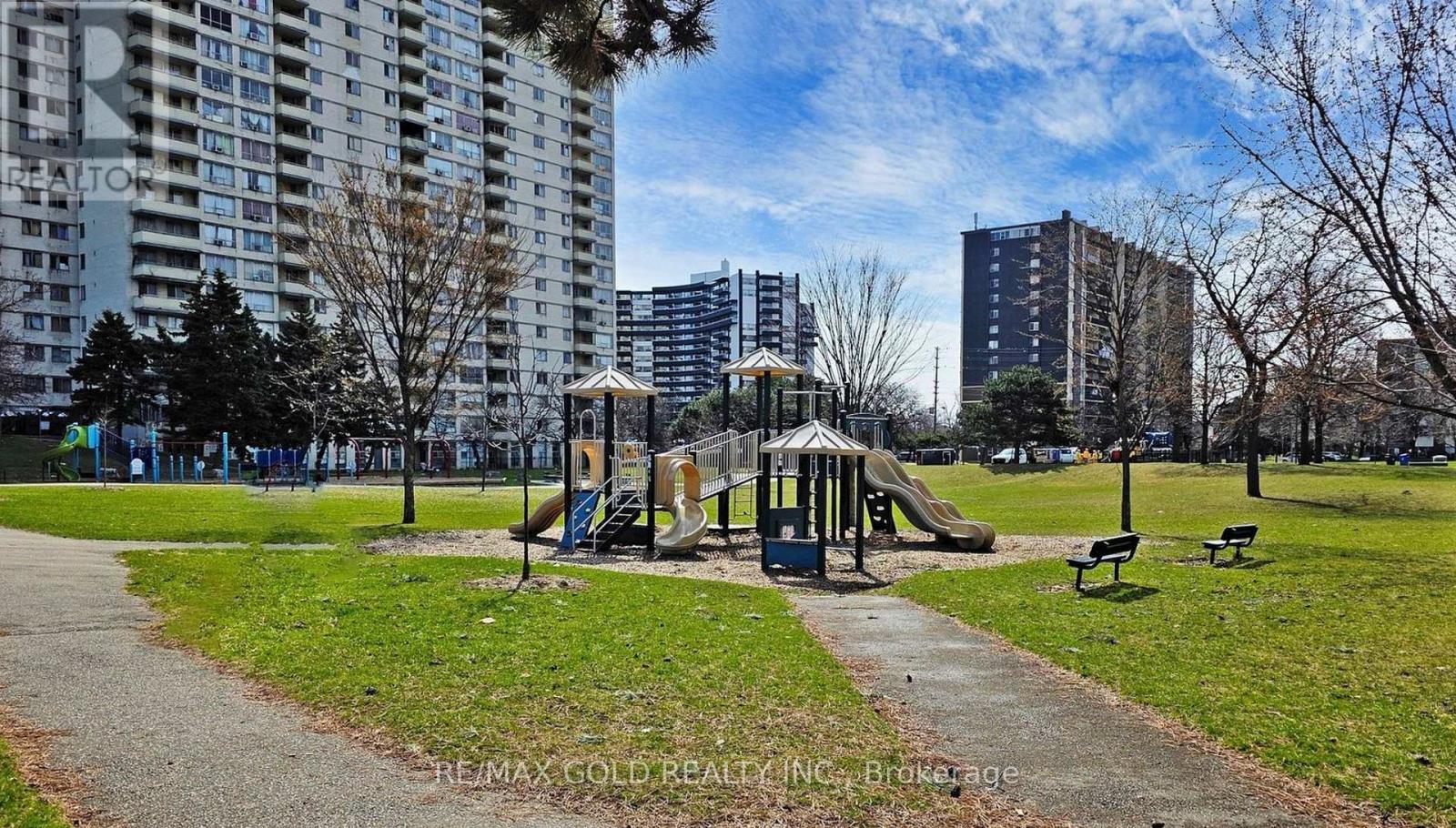 1611 - 390 Dixon Road, Toronto, Ontario  M9R 1T4 - Photo 19 - W13853998