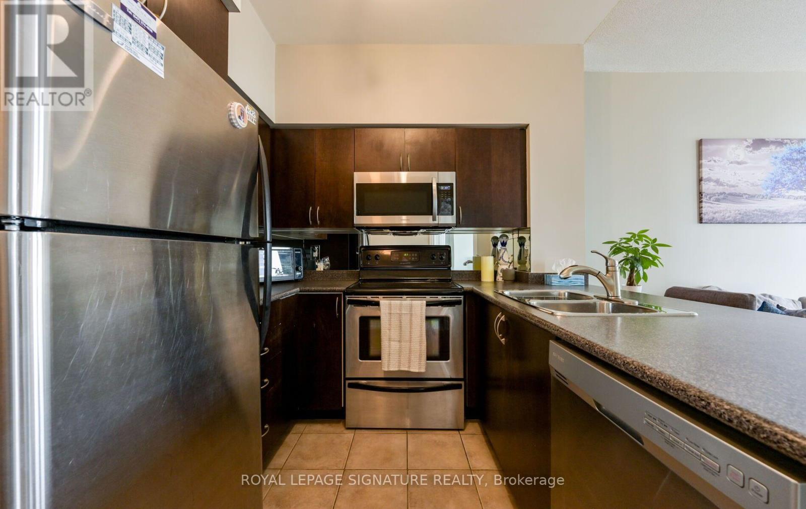 2211 - 388 Prince Of Wales Drive, Mississauga, Ontario  L5B 0A1 - Photo 21 - W13854012